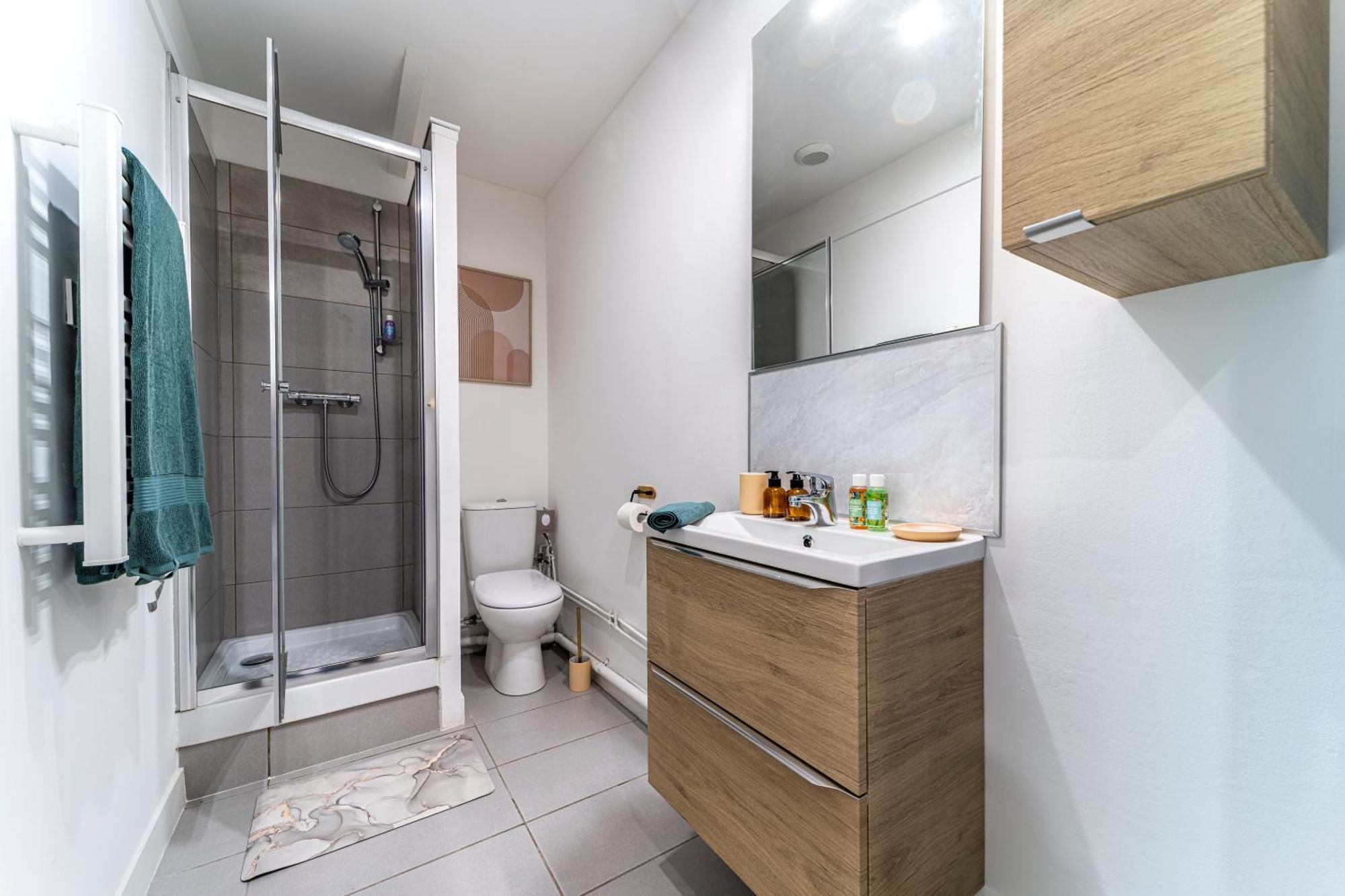 Le Cosy - Free Parking - Proche Gares Lille - Netflix - Wifi Apartment Mons-en-Baroeul Bagian luar foto