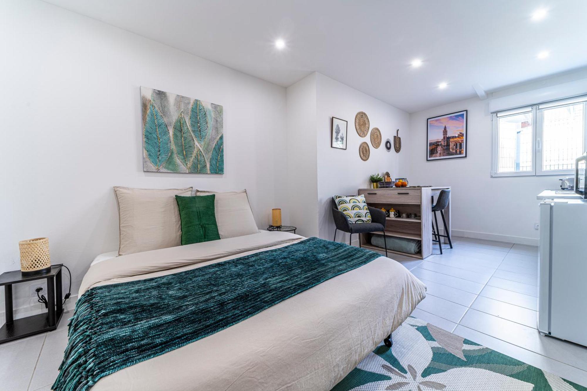 Le Cosy - Free Parking - Proche Gares Lille - Netflix - Wifi Apartment Mons-en-Baroeul Bagian luar foto
